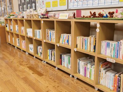ライフコミューンいずみ中央の図書コーナー画像