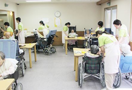 有料老人ホーム サニーライフ東戸塚のスタッフ画像