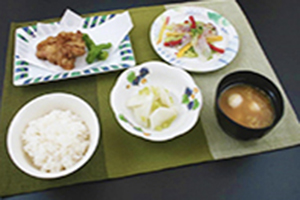 戸塚共立ゆかりの里の食事例画像